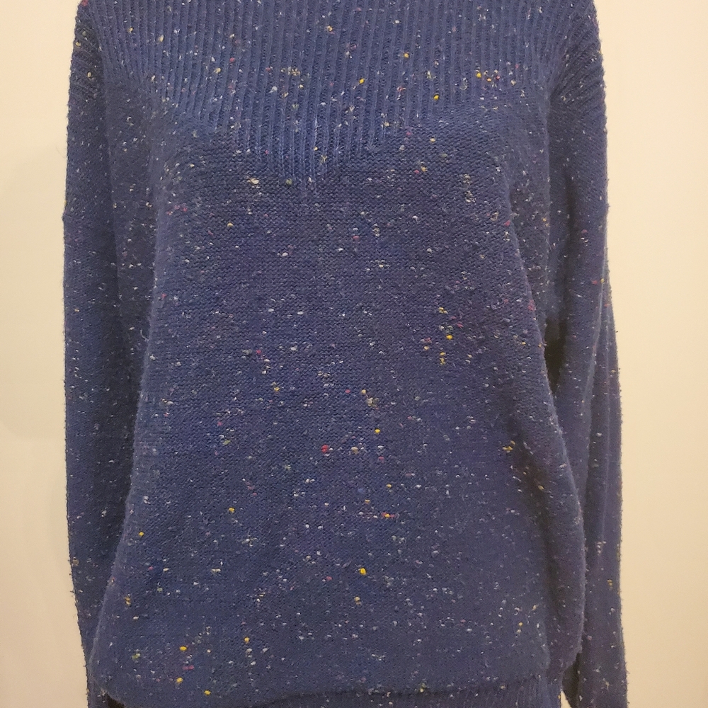 Sweater - Picture 3 of 4